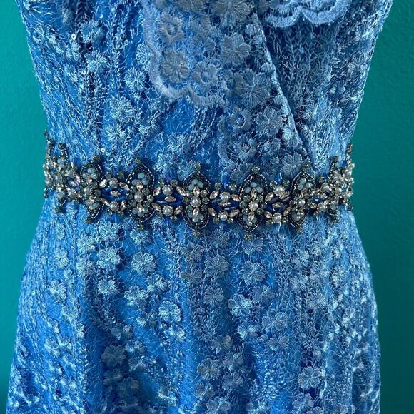 NWT Mac Duggal Blue Lace Ruffled Rhinestone Waist Maxi Gown Formal Prom Size 4 - Picture 2 of 8